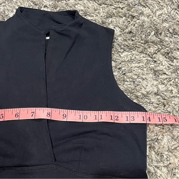 LULULEMON workout sleeveless top Luon black size 6 - Picture 5 of 6